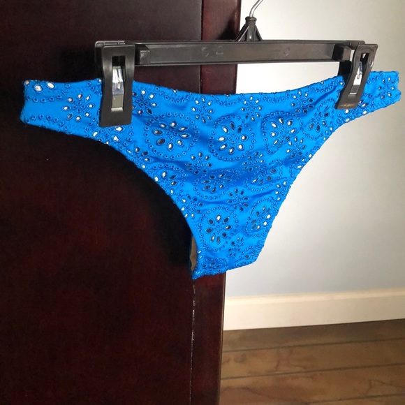 Amuse Society - NWOT Cheeky Eyelet Bikini Bottom - Picture 2 of 3